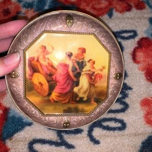 Trinket box vintage